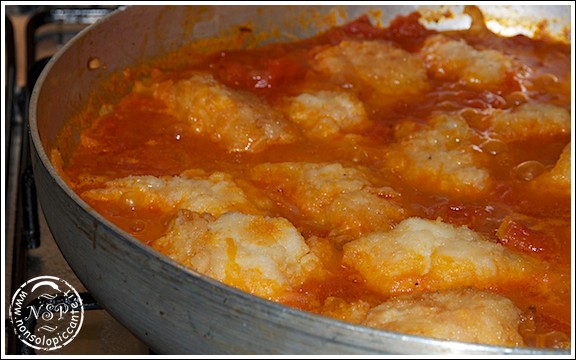 Baccalà alla livornese Baccalà alla livornese