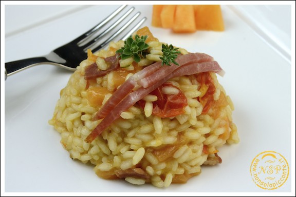 Risotto con melone e prosciutto Risotto con melone e prosciutto