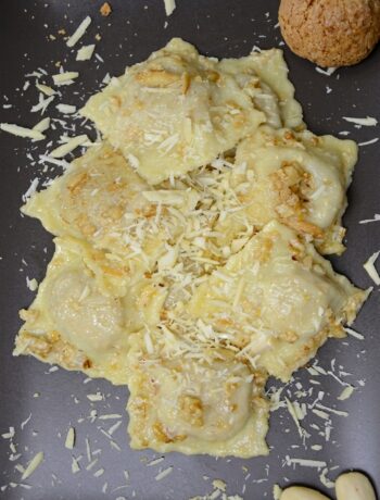 ravioli con salsa di noci