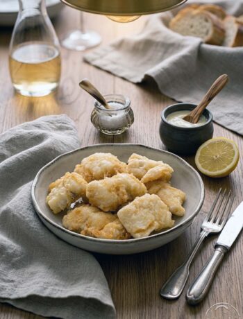 baccalà fritto con aglio e rosmarino