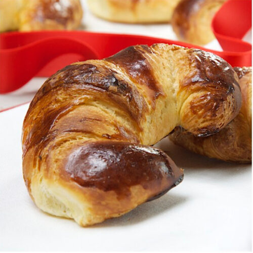Croissant sfogliati per colazione